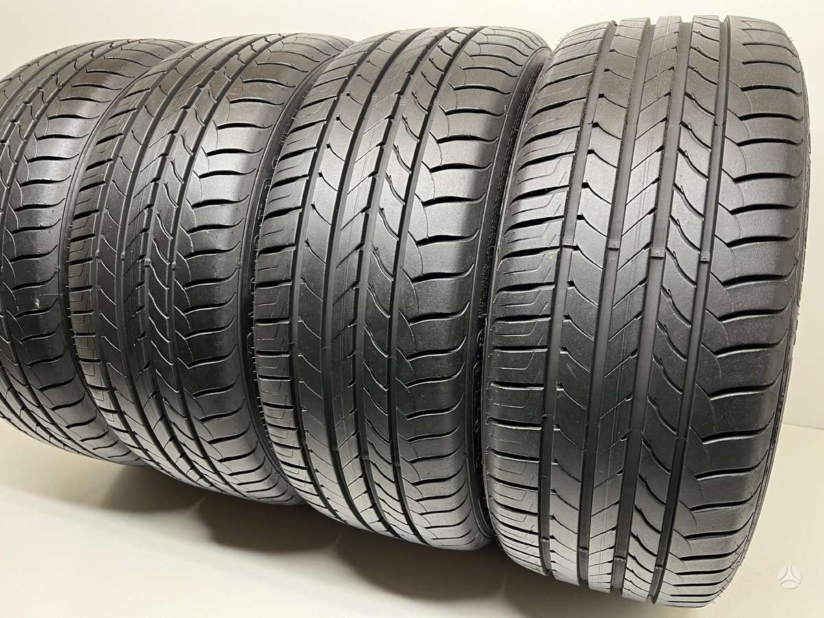Goodyear Efficient Grip RFT 2021m, летние 225/45 R18