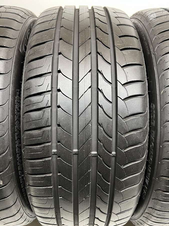 Goodyear Efficient Grip RFT 2021m, летние 225/45 R18