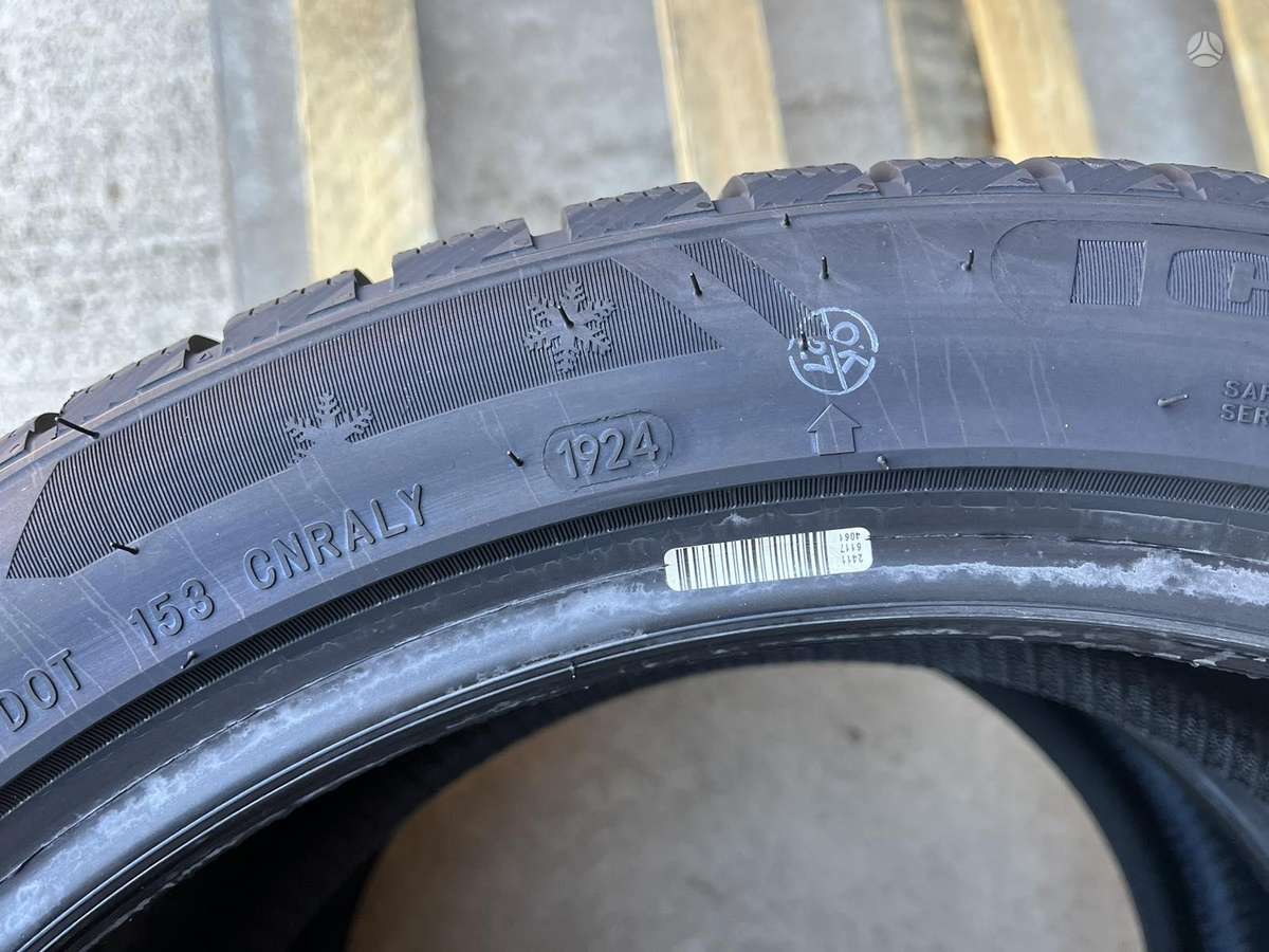 Sailun, žieminės 255/40 R19