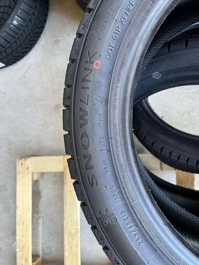 Triangle, зимние 245/45 R18