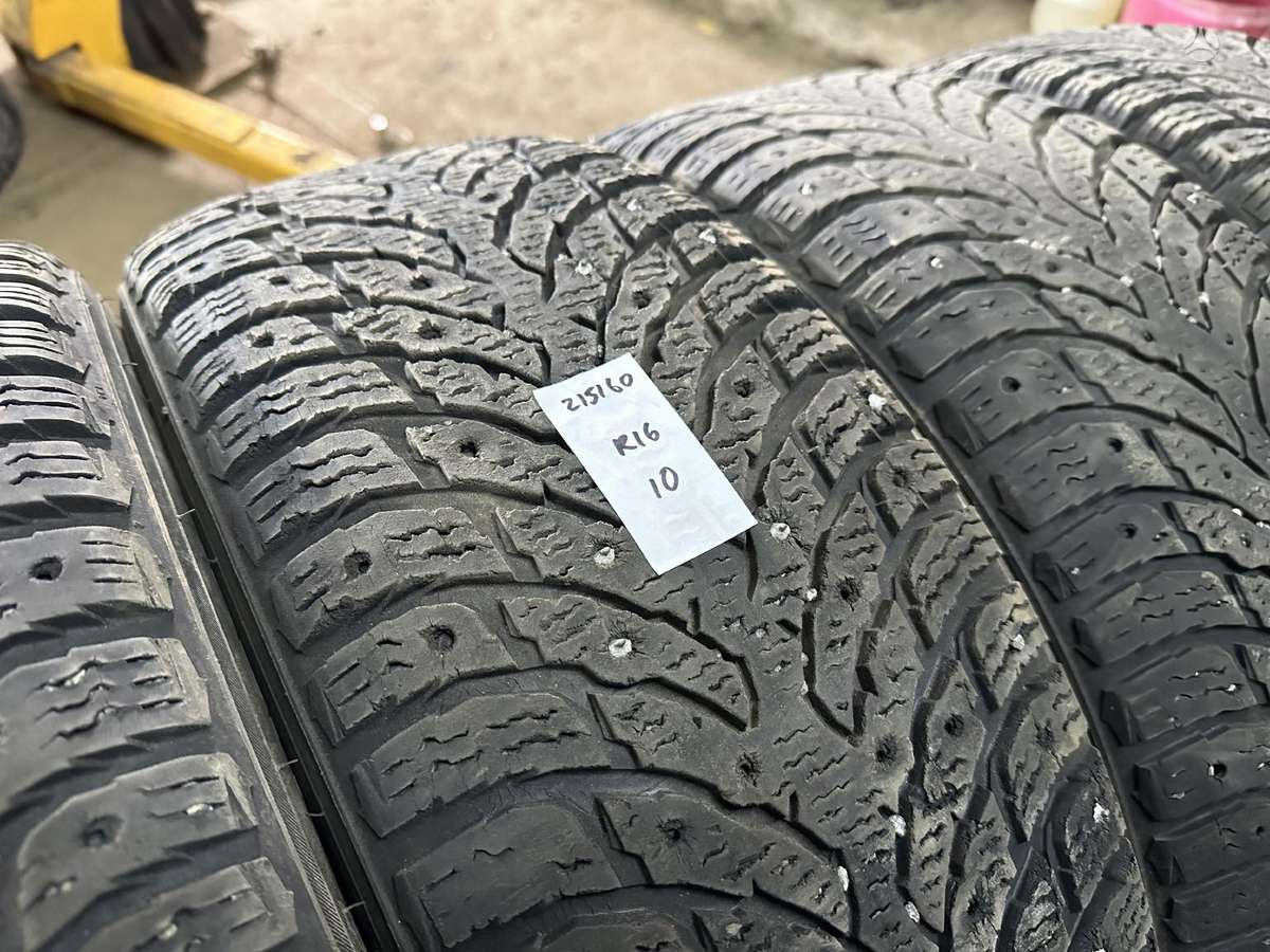 Nokian, žieminės 215/60 R16