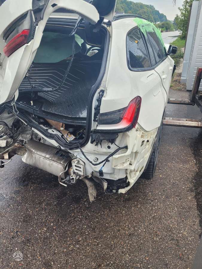 BMW 3 serija