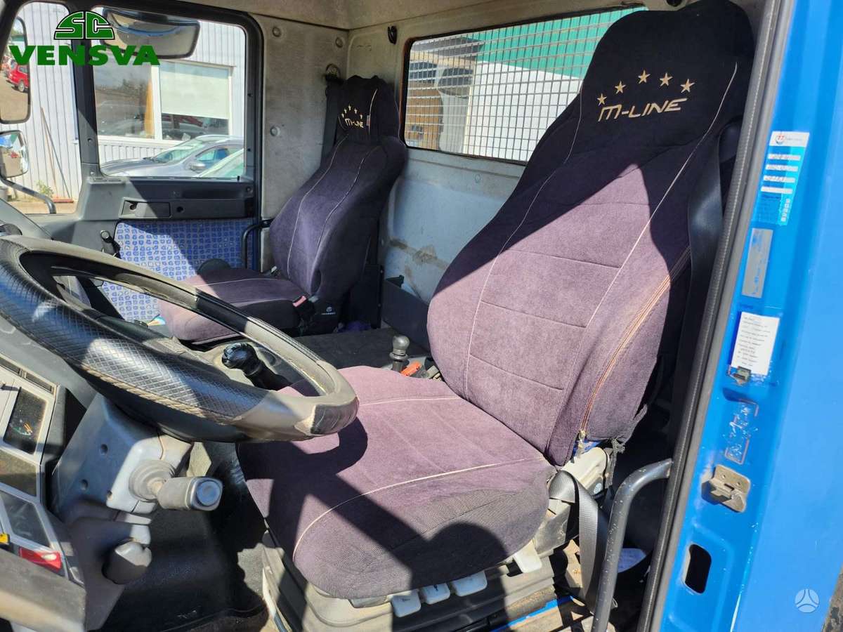 MAN LE 8.220, dropside trucks