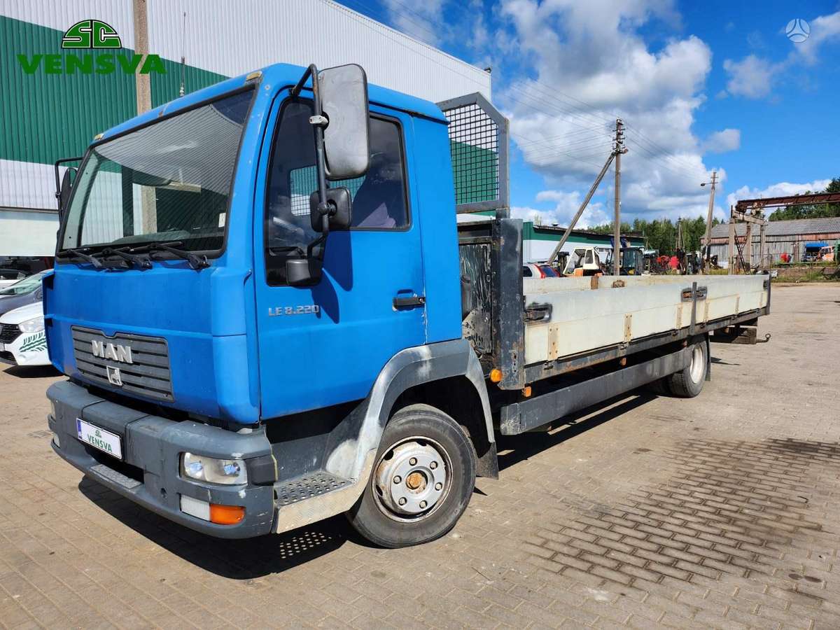 MAN LE 8.220, bortiniai