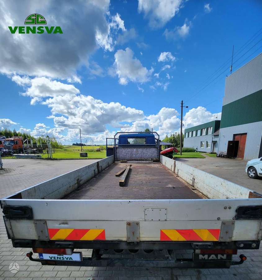 MAN LE 8.220, dropside trucks