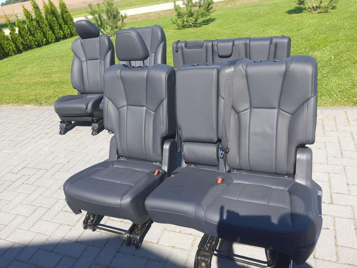 Subaru Ascent kėbulo dalys
