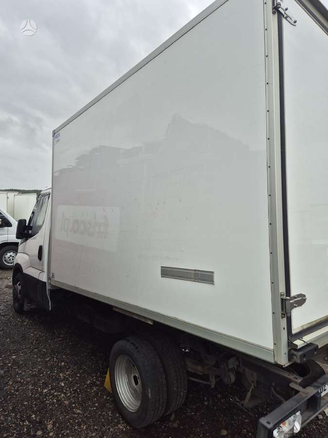 Iveco Daily 35C13, cargo vans