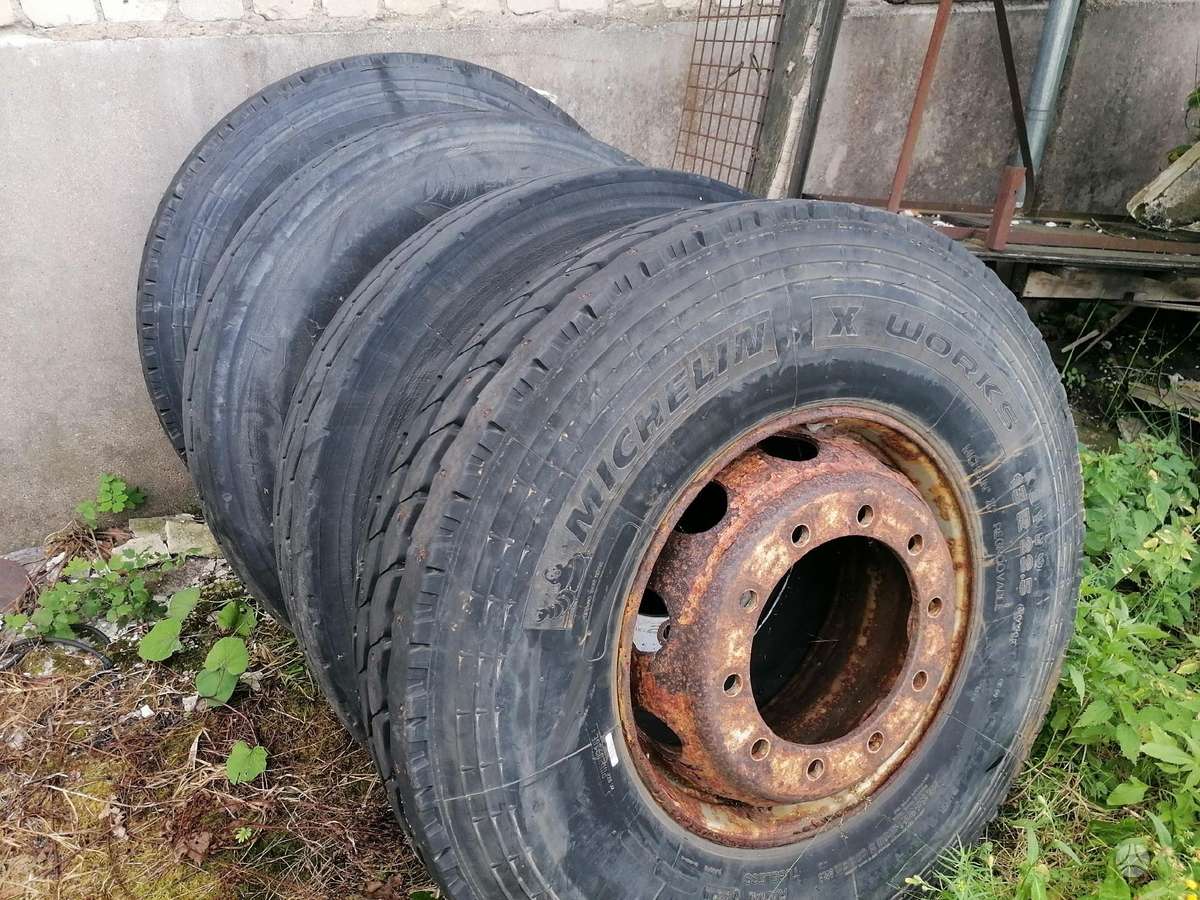 Michelin, winter 205/35 R22,5