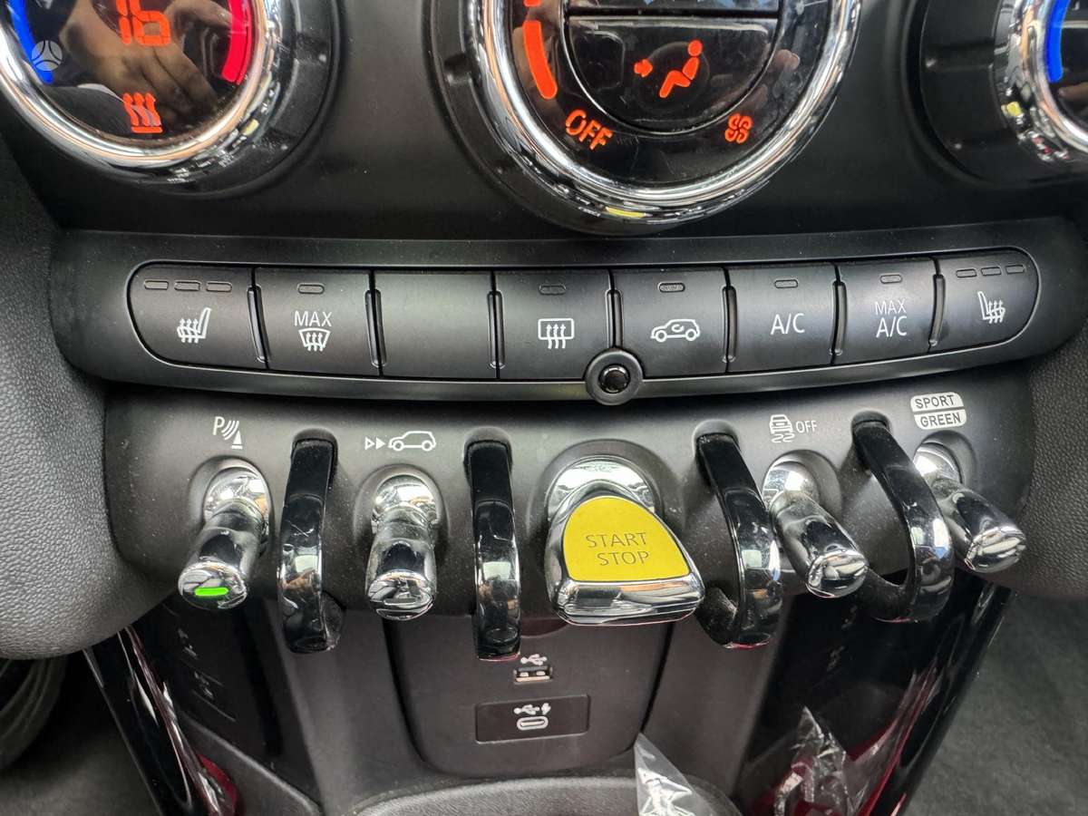 Mini Cooper S, hatchback