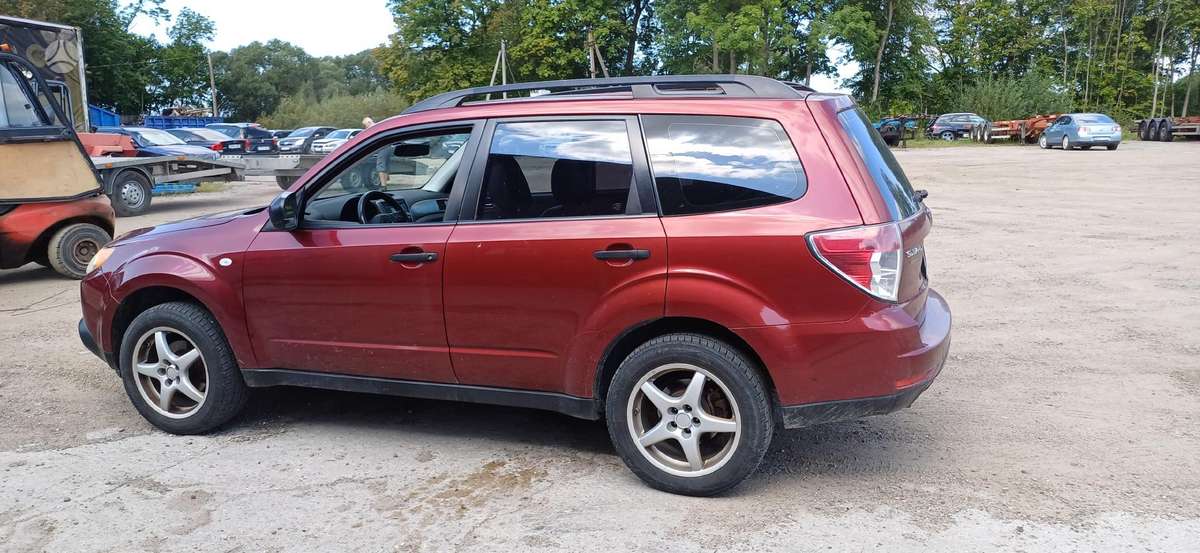 Subaru Forester по частям