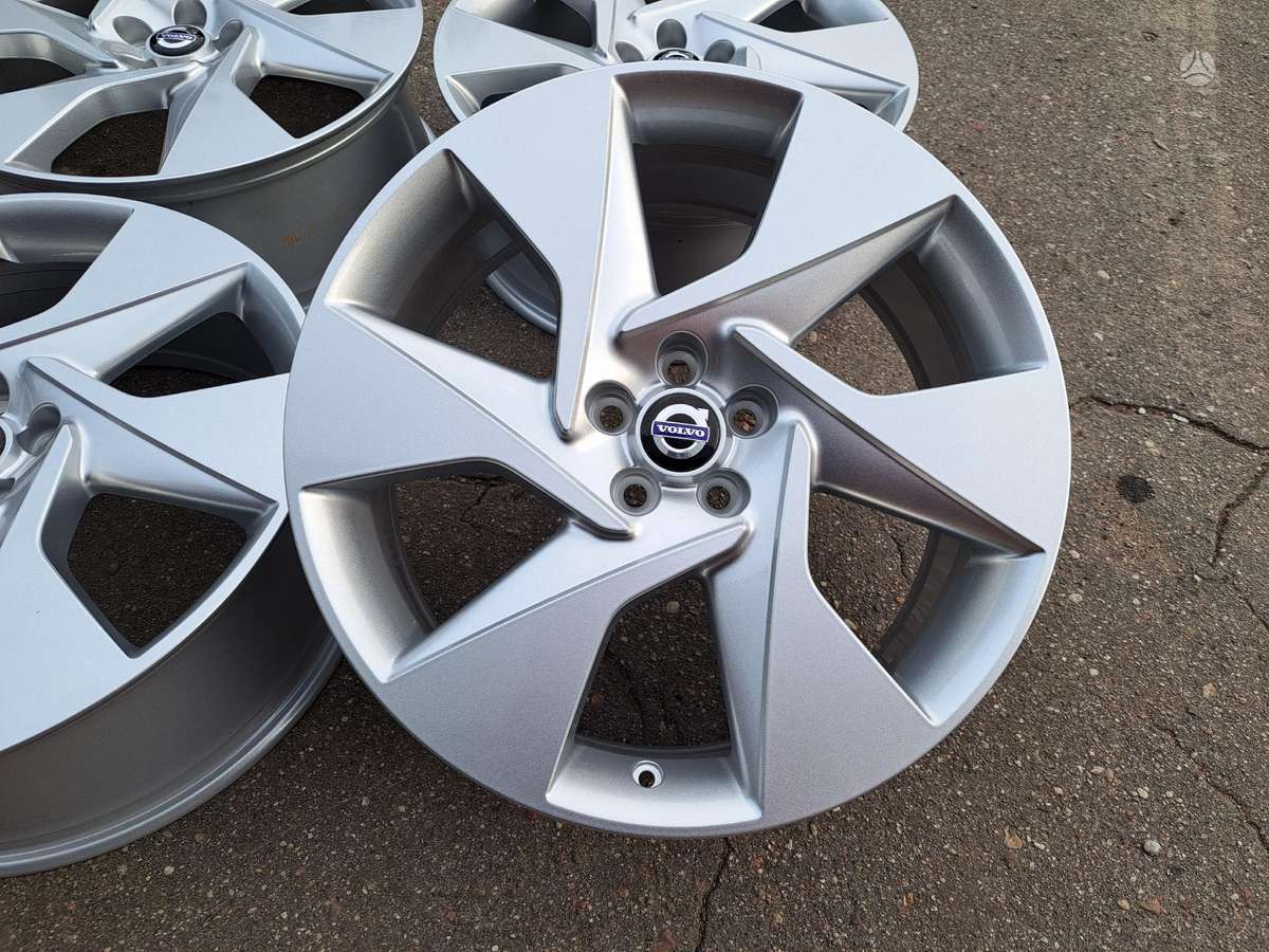Volvo XC60 XC40 / Ford Eagle, light alloy, R20