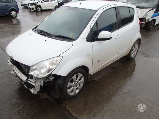 Opel Agila по частям