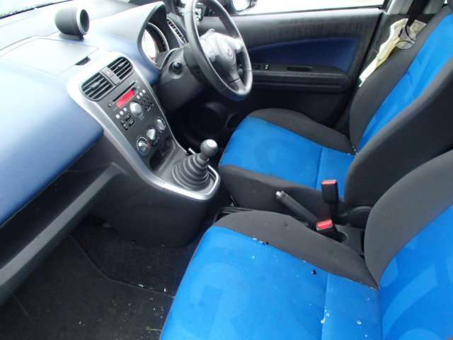 Opel Agila по частям