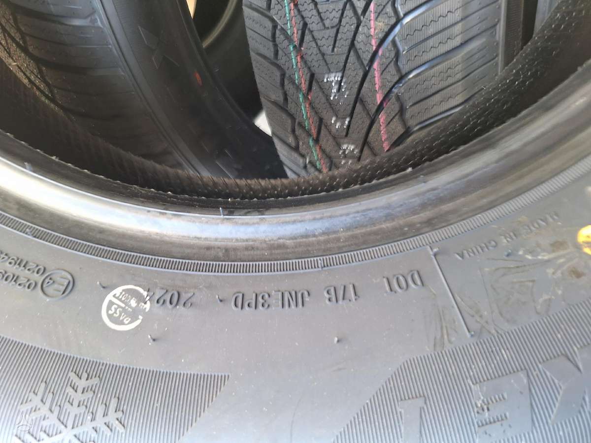 Rockblade, winter 215/65 R16