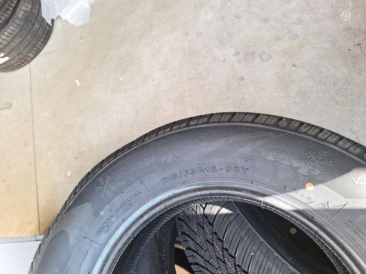 Rockblade, winter 215/65 R16