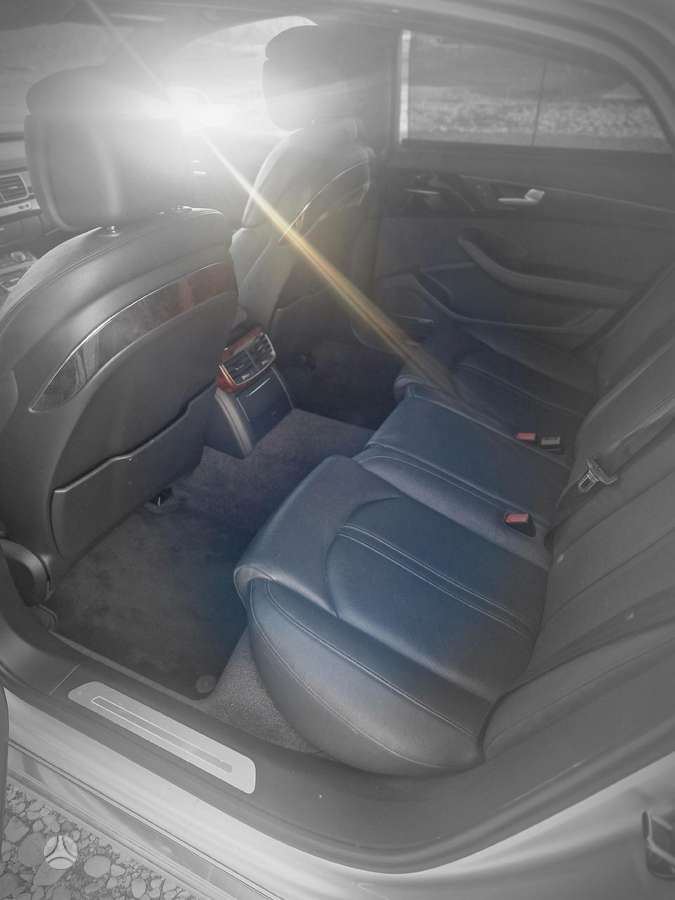 Audi A8, 3.0 l., Лимузин