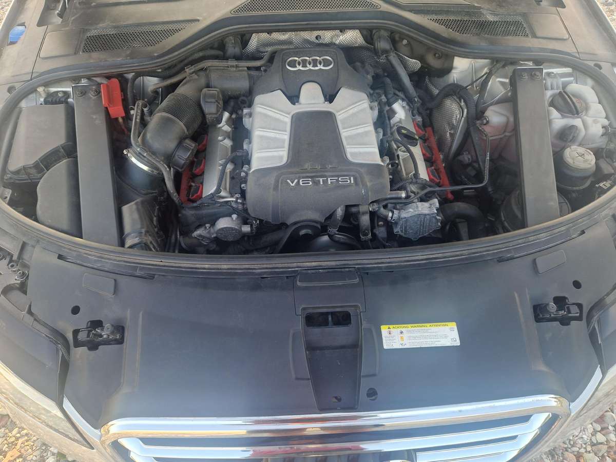 Audi A8, 3.0 l., limousine