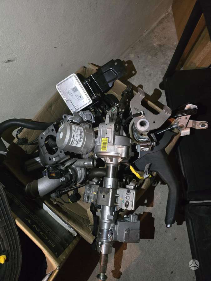 Hyundai Kona kėbulo dalys