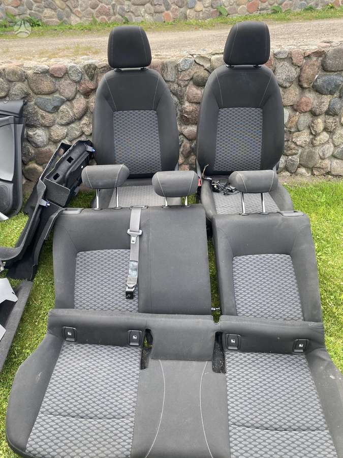 Opel Astra durų apmušalai, sėdynės