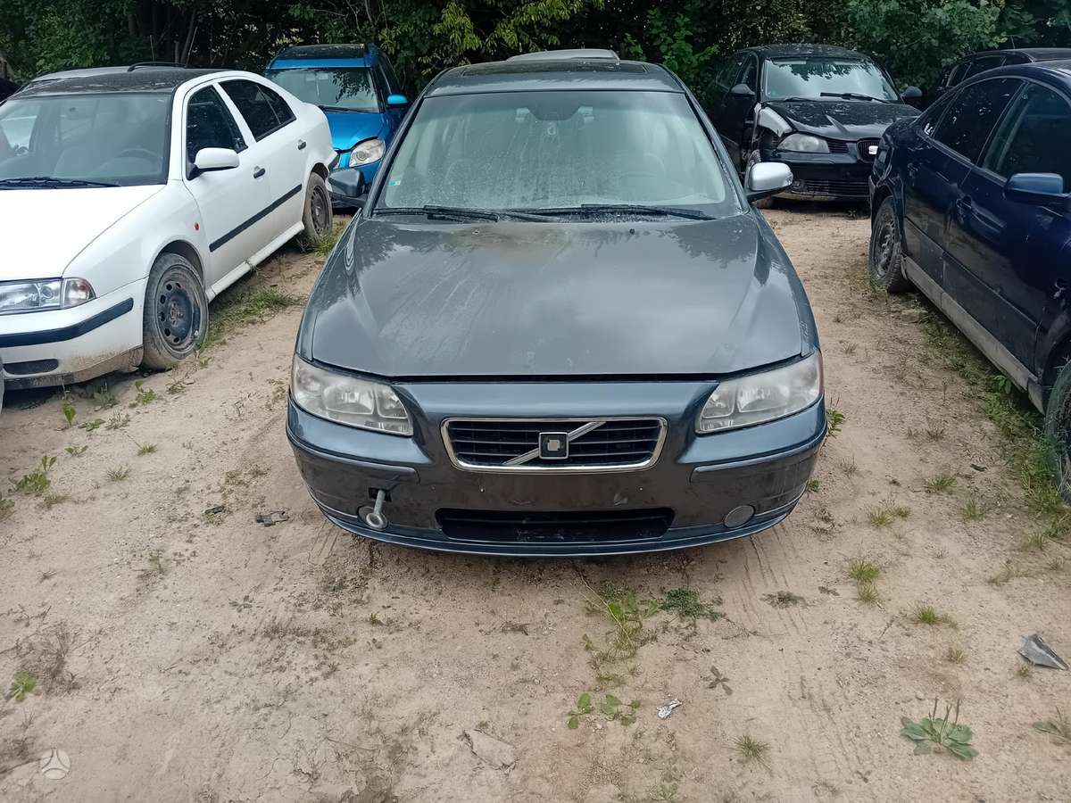 Volvo S60 dalimis