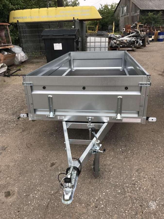 Neptun 210/129/40, passenger car trailers