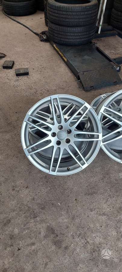 Audi, light alloy, R20