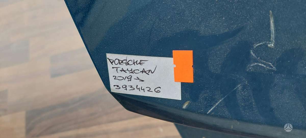 Porsche Taycan Cen21723