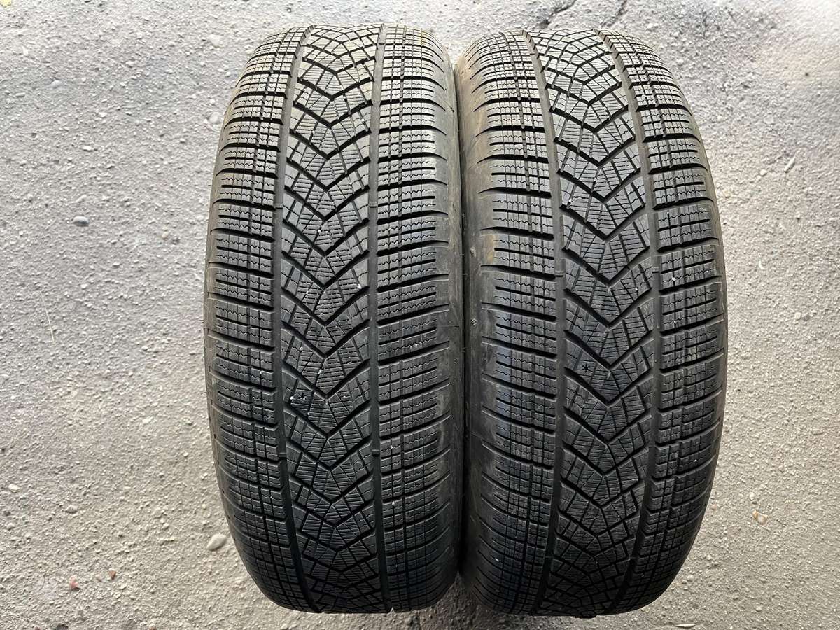 Goodyear UltraGrip performance+, winter 235/60 R20