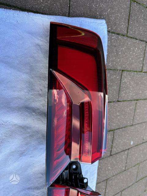 Audi RS 5 body parts