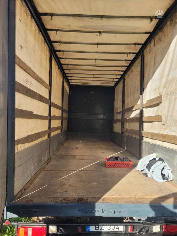-Kita-, curtainsider with dropside