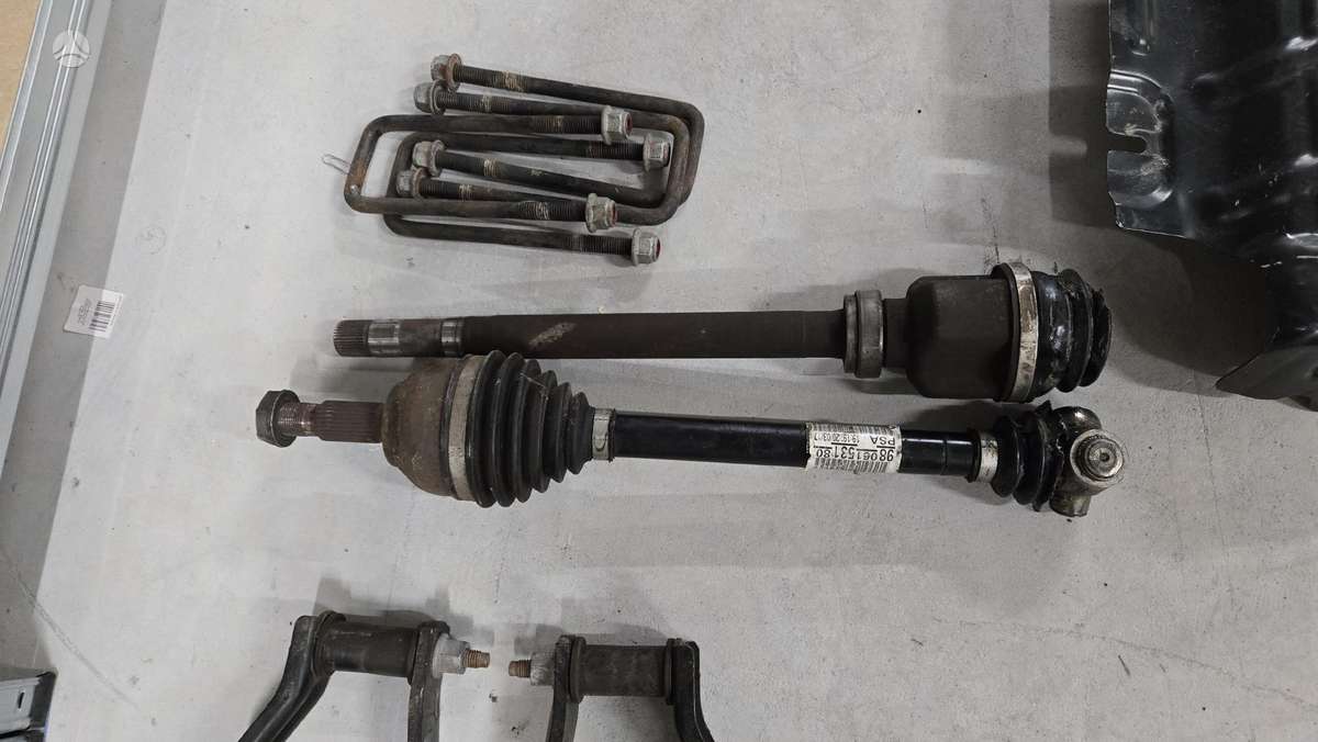 Volkswagen Amarok детали шасси