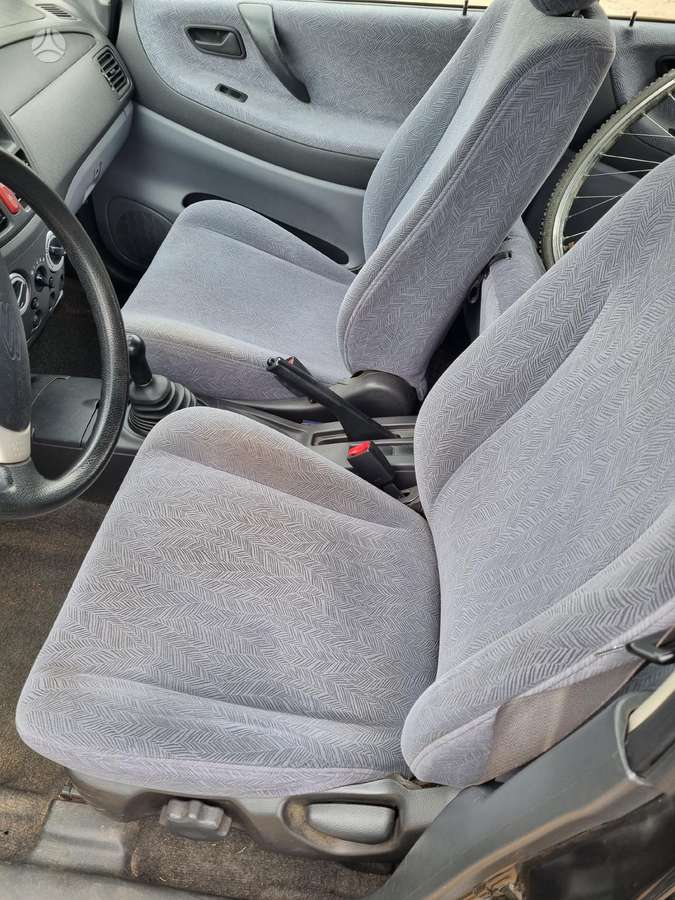 Suzuki Liana Dalimis prašiškių 53 12 angaras