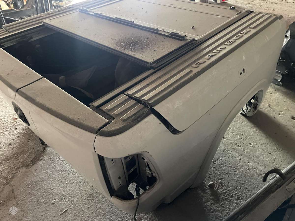 Dodge Ram Ram box