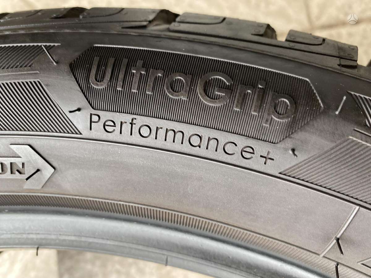 Goodyear Ultragrip performance*, žieminės 215/50 R19