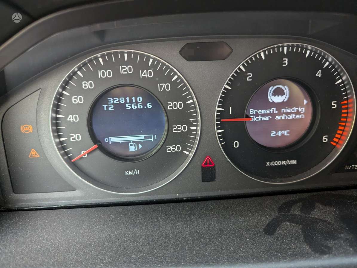 Volvo XC70