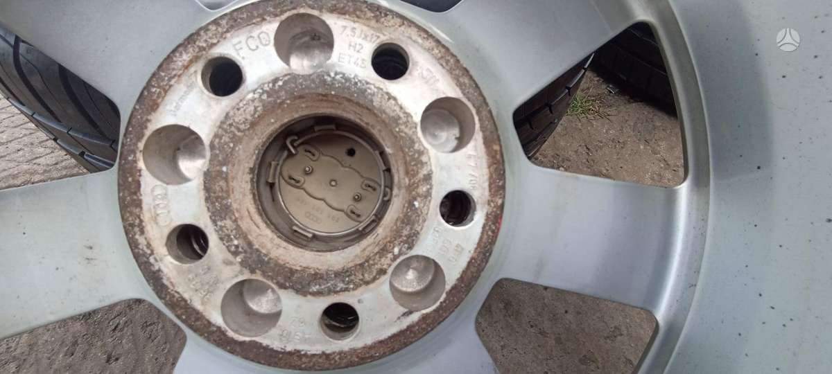 Audi A6,A4, lengvojo lydinio, R17