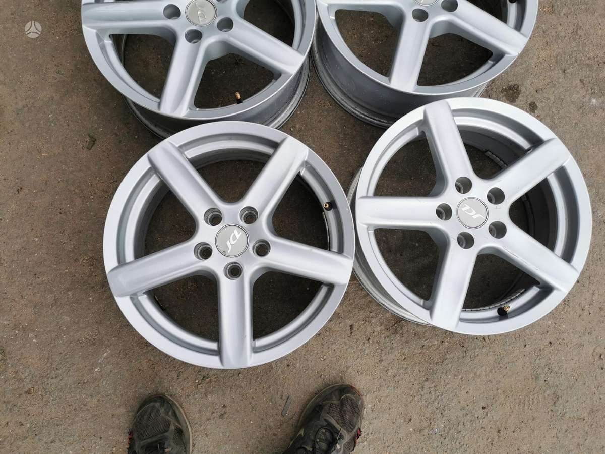 Volvo V50, lengvojo lydinio, R16
