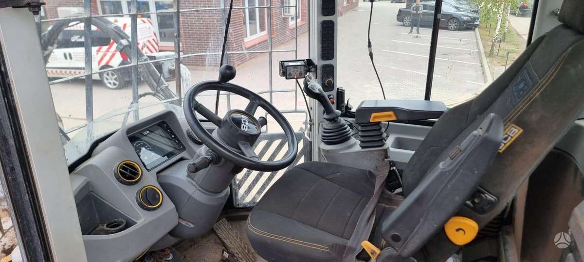 Caterpillar 457HT (T4F), frontal loader