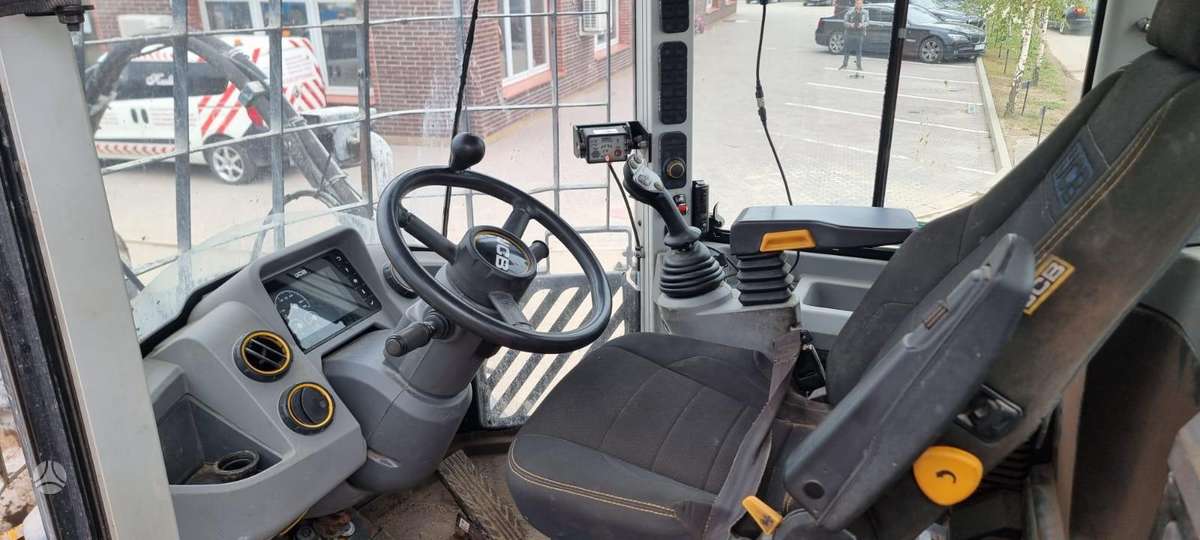 Caterpillar 457HT (T4F), фронтальные погрузчики