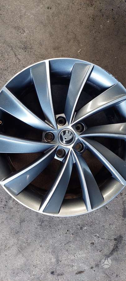 Skoda, lengvojo lydinio, R18
