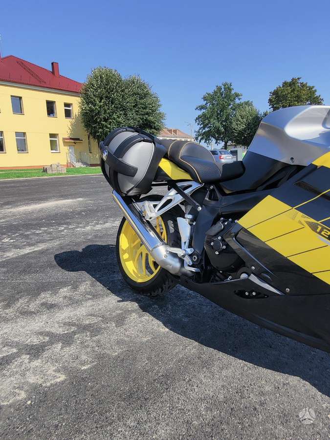 BMW K 1200 S 1200cc, superbikes