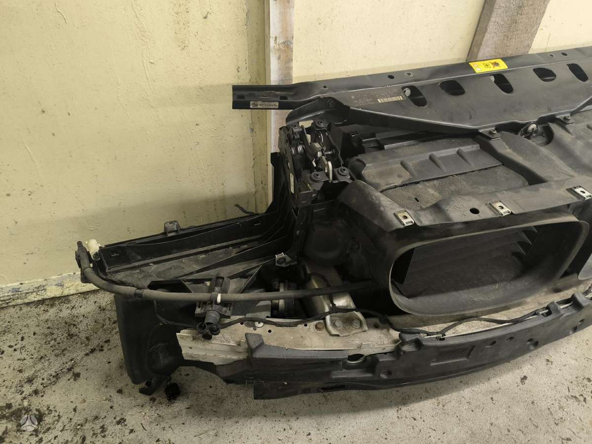 BMW 7 serija Pilnas komplektas