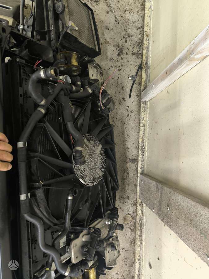 BMW 7 serija Pilnas komplektas