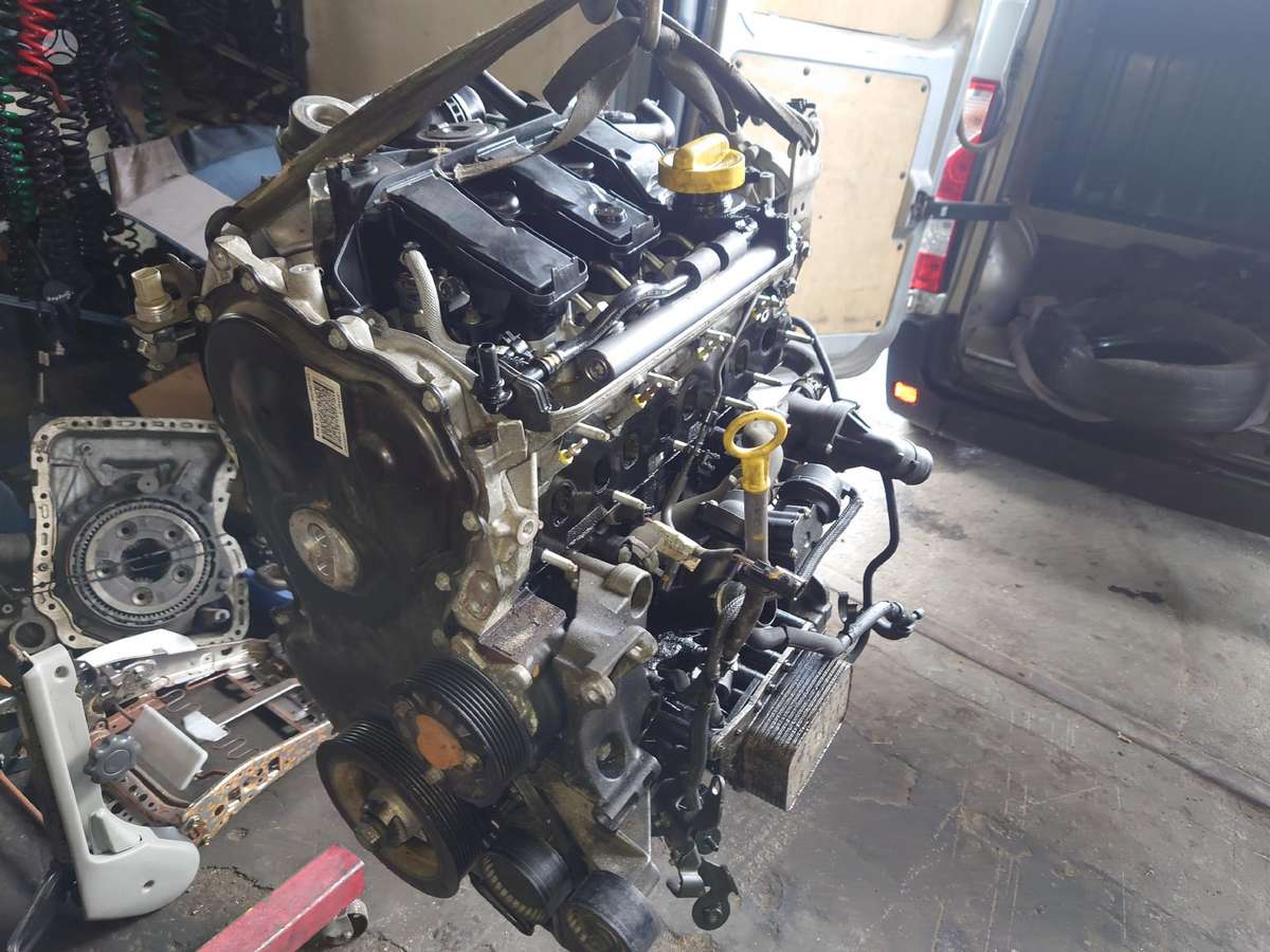 Nissan X-Trail engine parts