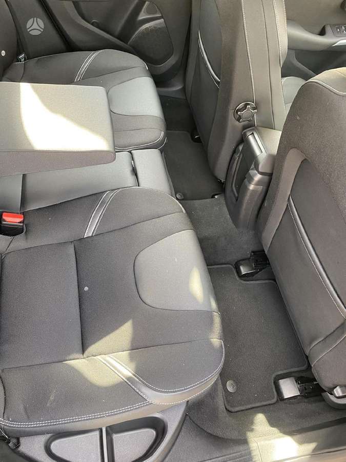 Volvo V40 по частям