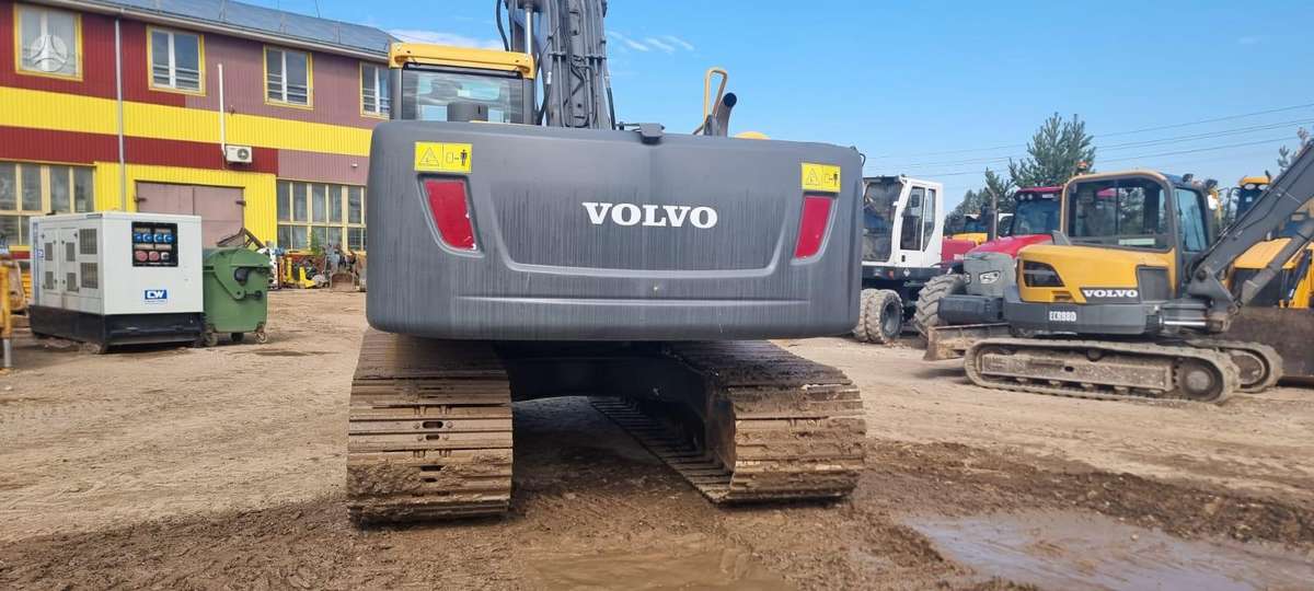 Volvo EC210 CNL, экскаваторы