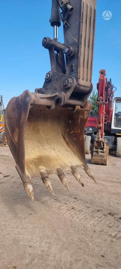 Volvo EC210 CNL, ekskavatori
