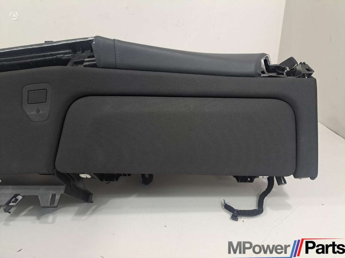 BMW iX Bmw ix i20 dashboard instrument panel upper and bottom sectio