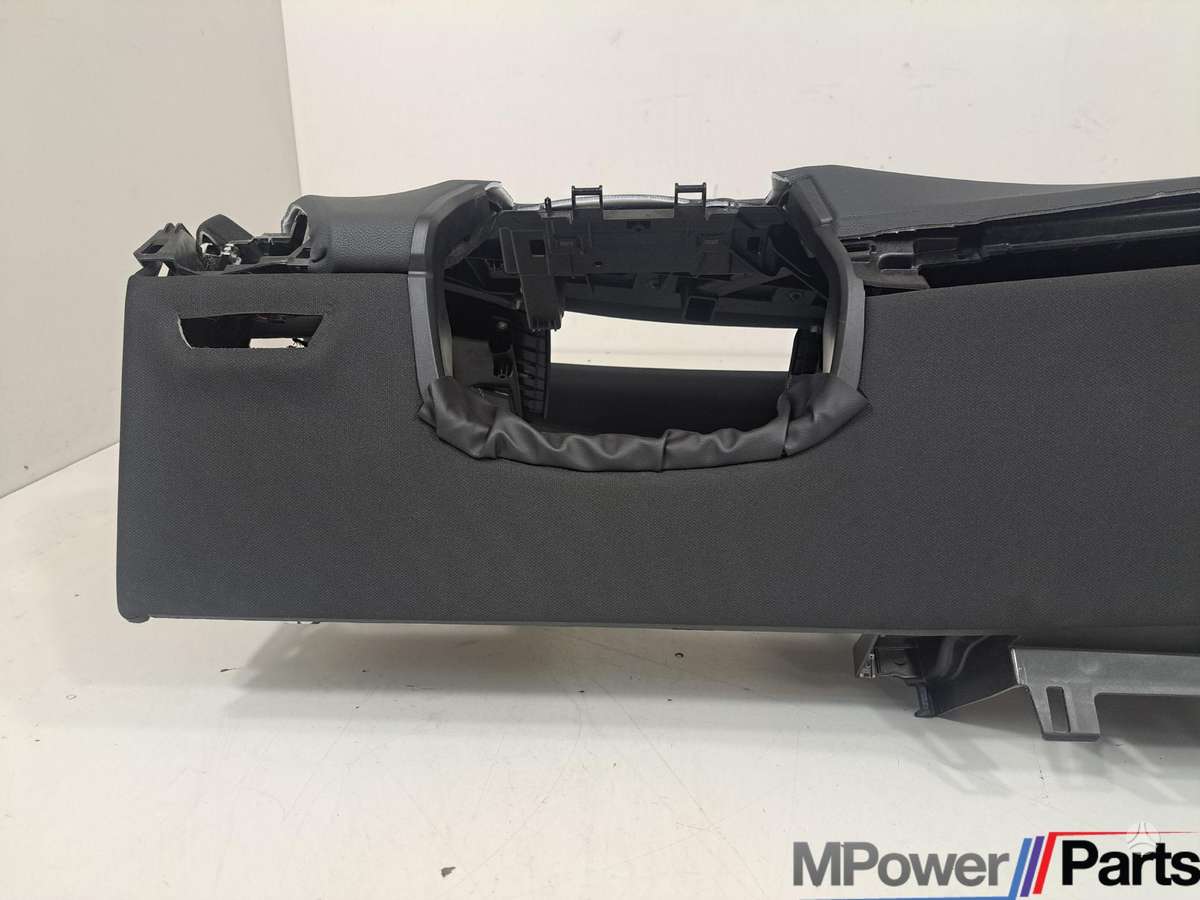 BMW iX Bmw ix i20 dashboard instrument panel upper and bottom sectio