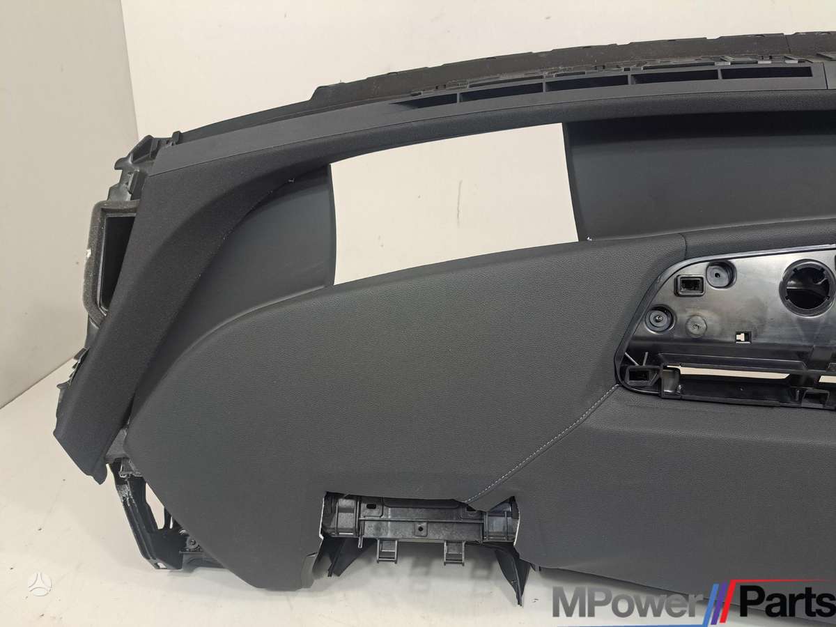 BMW iX Bmw ix i20 dashboard instrument panel upper and bottom sectio